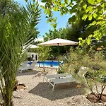 Mas Del Pi Bed & Breakfast Valderrobres
