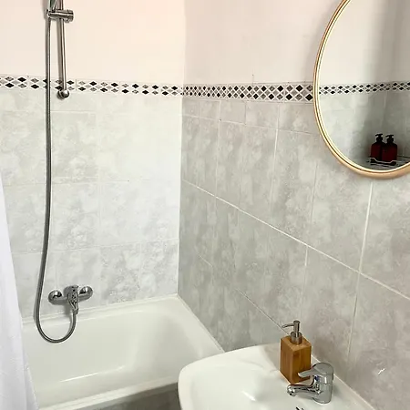 Mas Del Pi Bed & Breakfast Valderrobres