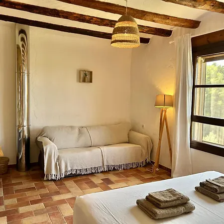 Mas Del Pi Bed & Breakfast